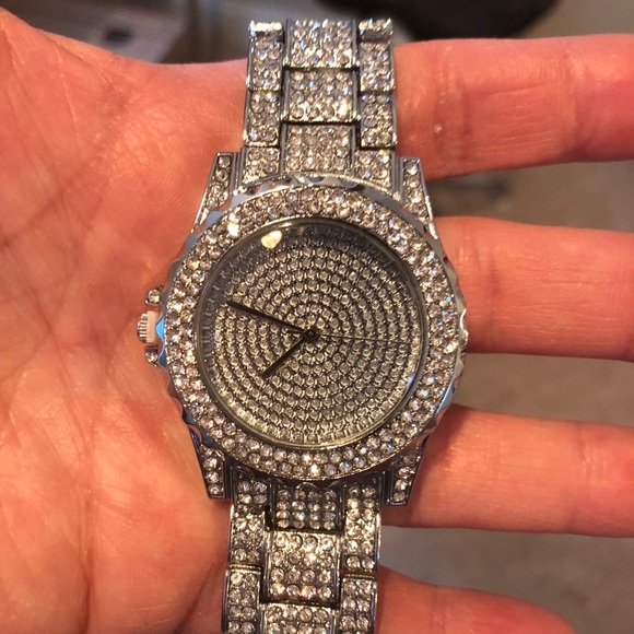 Crystal Fashion Watch - Picture 5 of 5